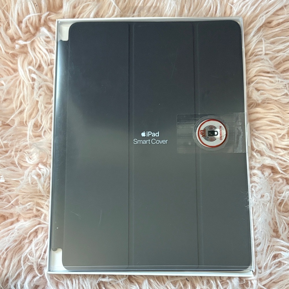 Apple iPad Smart Cover Compatible with 7th Gen iPad, Air & Pro Charcoal Gray NIB